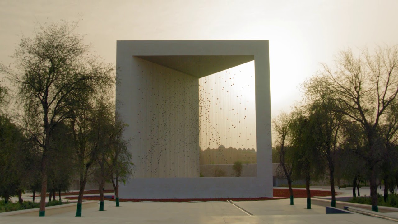 maxresdefault-110 أبرز 10 معالم سياحية بأبوظبي