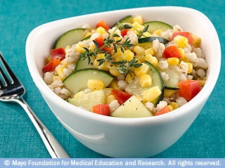 سلطة الذرة والشعير سلطة الذرة والشعير