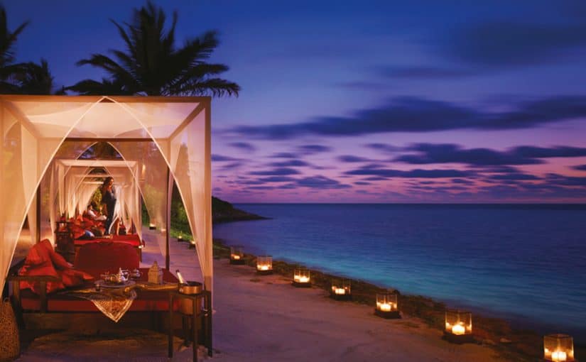 one-and-only-reethi-rah-fanditha-bar-at-sunset-825x510-2 افخم بلاد لشهر العسل