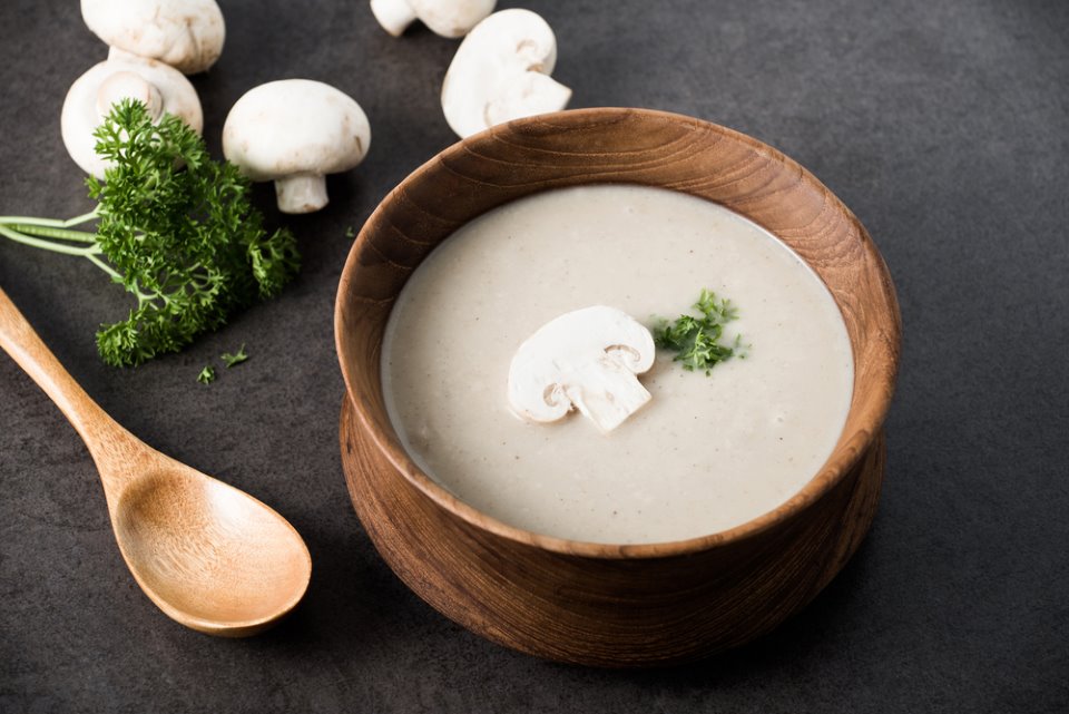 r-2 شوربة الفطر بالحليب