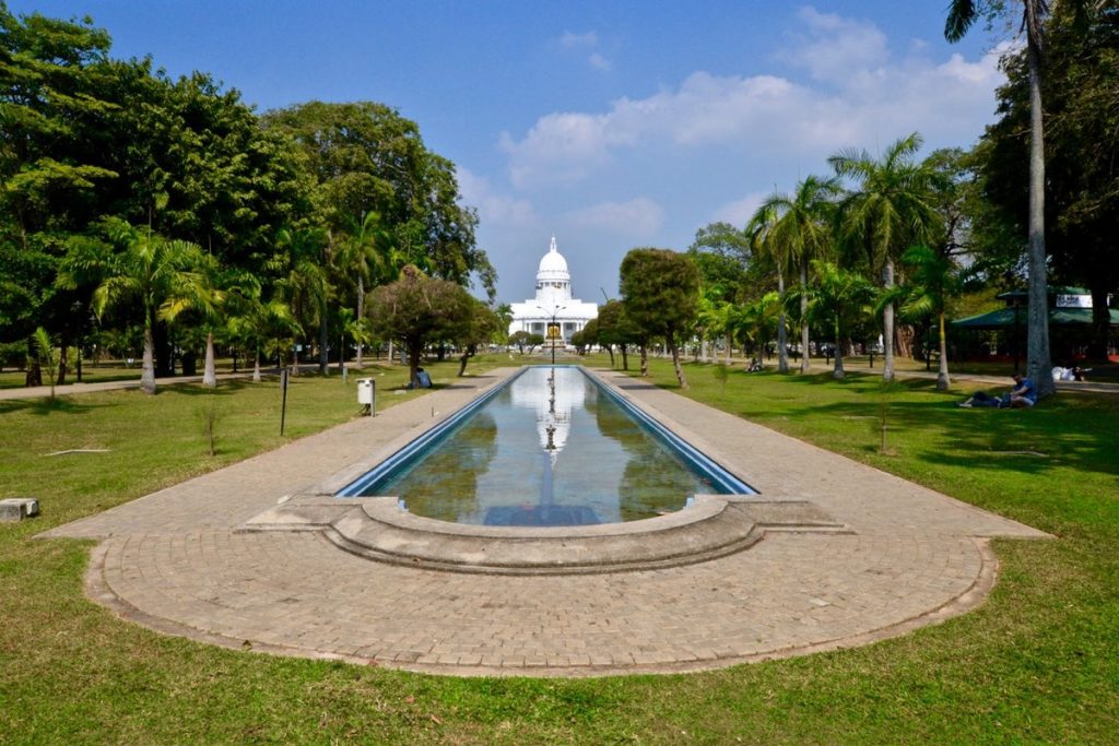 s120010-1024x683-2 حديقة فيهاراماهاديفي