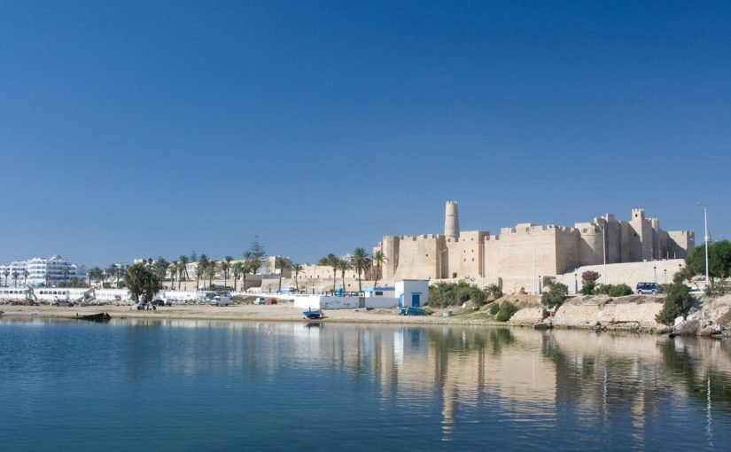 s1200191-825x510-2 السياحة في تونس للسعوديين