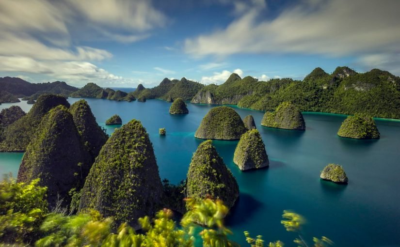 s120067-825x510-2 السياحة في إندونيسيا