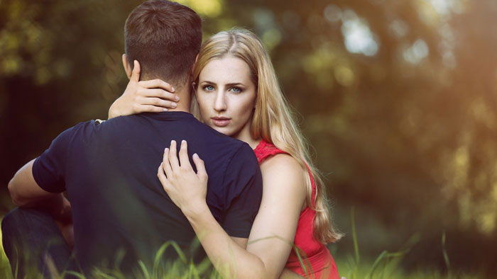 sex-3-2 طبابة نت - الصلة بين الاباحية والضعف الجنسي