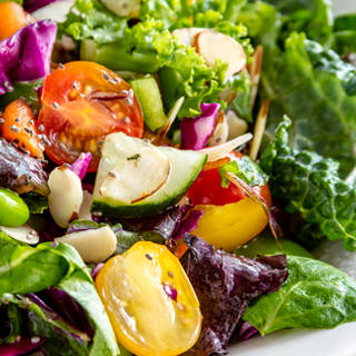 أغذية لمحاربة سرطان الثدي أغذية لمحاربة سرطان الثدي