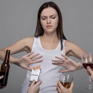 تجنب التدخين والكحول تجنب التدخين والكحول