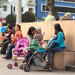 الابتعاد عن الاشخاص المصابين بالانفلونزا الابتعاد عن الاشخاص المصابين بالانفلونزا