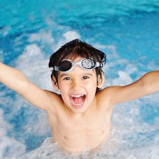 برك السباحة برك السباحة