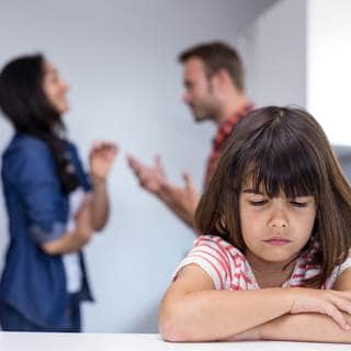 لا تدع أحد يتدخل بينكما