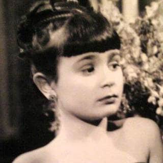 الممثلة فيروز الممثلة فيروز