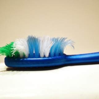 استبدل فرشاة الاسنان استبدل فرشاة الاسنان