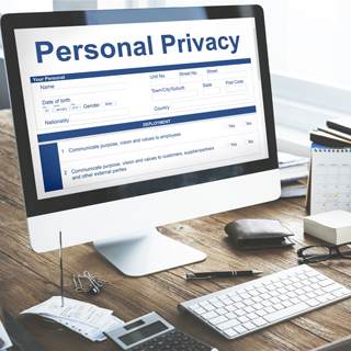 اختراق الخصوصية اختراق الخصوصية