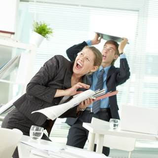 كيف نتصرف عند حدوث زلزال؟ كيف نتصرف عند حدوث زلزال؟