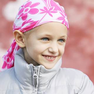 كيف يمكن دعم طفل مصاب بالسرطان؟ كيف يمكن دعم طفل مصاب بالسرطان؟