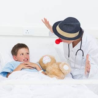 ارسم البسمة على وجهه ارسم البسمة على وجهه