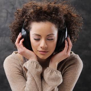 استمع الى الموسيقى استمع الى الموسيقى