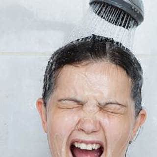 عالج الألم بالحرارة أو البرد عالج الألم بالحرارة أو البرد