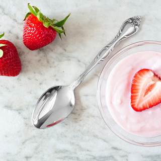 الزبادي المنكه الزبادي المنكه