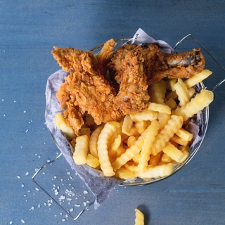 تجنب تماما الأطعمة الدهنية تجنب تماما الأطعمة الدهنية