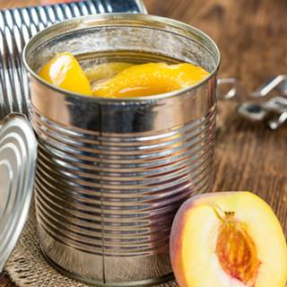 الفواكه المعلبة