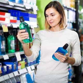 عدم الإفراط في غسول الفم عدم الإفراط في غسول الفم