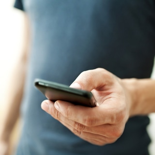 كيف يضر جهازك الذكي صحتك؟ كيف يضر جهازك الذكي صحتك؟