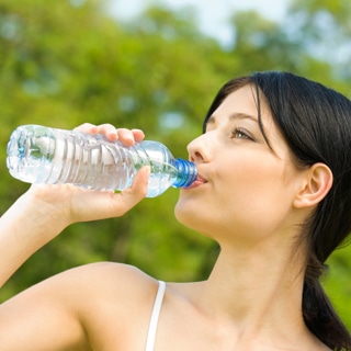 اشرب الكثير من الماء اشرب الكثير من الماء