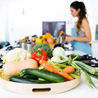 تناول الطعام في البيت تناول الطعام في البيت