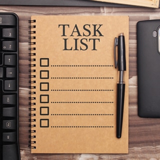 قم بتبسيط حياتك مع مهام أقل قم بتبسيط حياتك مع مهام أقل