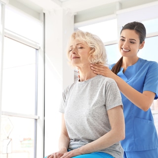 يقلل من خطر الإصابة بهشاشة العظام يقلل من خطر الإصابة بهشاشة العظام