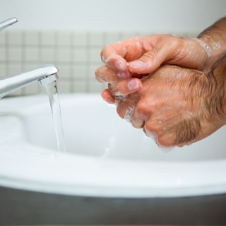 غسل اليدين غسل اليدين