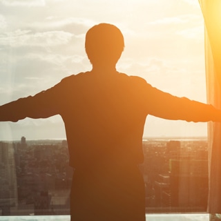 تبقى في الظلام تبقى في الظلام