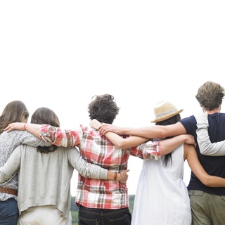 حب الاصدقاء حب الاصدقاء