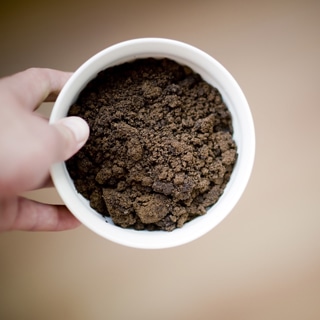 يمتص الروائح الغذائية يمتص الروائح الغذائية