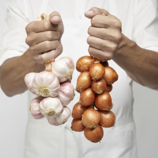 البصل والثوم البصل والثوم