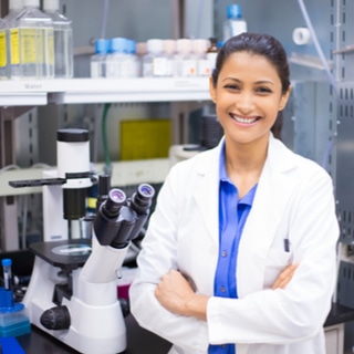 نساء عربيات مؤثرات في مجال الصحة والعلوم نساء عربيات مؤثرات في مجال الصحة والعلوم