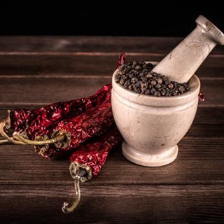 الفلفل الحار والبهارات الفلفل الحار والبهارات