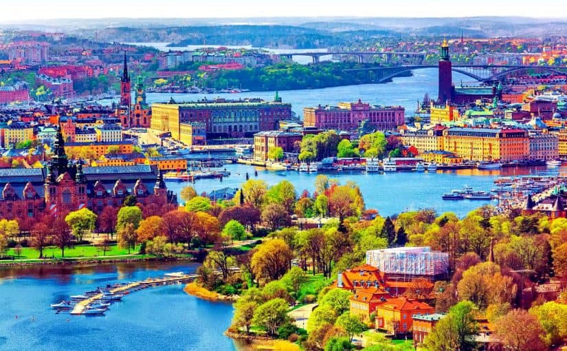 sweden-travel-guide-travel-s-helper-825x510-2 السياحة في السويد