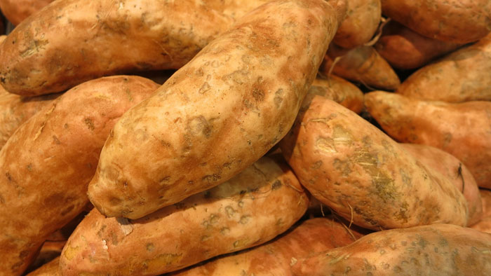 sweet-potato-3 طبابة نت - الأمراض المناعية - أطعمة تحمي من الإصابة بالزكام - إنقاص الوزن