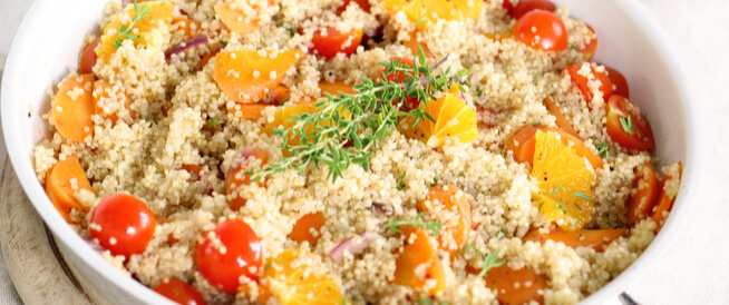 tbl_articles_article_21968_2710ab8d2e7-cff5-4eff-9b64-5ecd5bb6b203 سلطة الكينوا: وصفات صحية وغنية