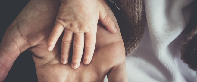 tbl_articles_article_21973_968c4ed7107-1e84-482d-9222-086c144ba662 متلازمة ادوارد: الأسباب والأعراض والعلاجات