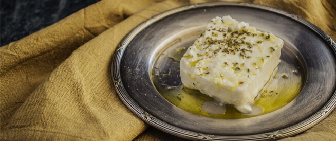 tbl_articles_article_22129_6578b62a8e1-0054-45d1-a332-c3d3d93d2e1d جبنة فيتا: فوائد عديدة قد تجعلها أفضل أنواع الجبنة