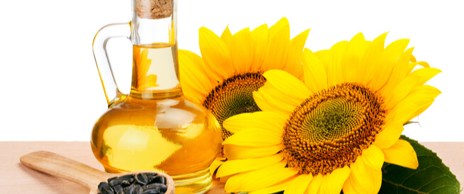 tbl_articles_article_22132_651d88df383-7222-4e10-a6f7-f1b6e8bcf39d زيت دوار الشمس: أهم الفوائد الصحية