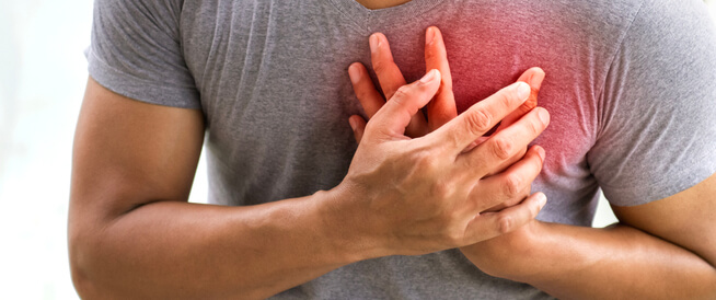 tbl_articles_article_22145_7379e254a30-d800-47ae-8301-f115b277b343 أسباب ألم القلب المفاجئ