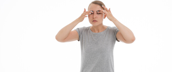 tbl_articles_article_22209_468d396c1a1-94e9-4414-b058-3d9073897bfe اعراض الشقيقة العينية وأسبابها