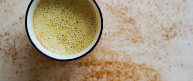 tbl_articles_article_22235_722c3fad7e3-0397-4e4a-bd81-3ad8171d05e8 فوائد الكركم مع الحليب (الحليب الذهبي)