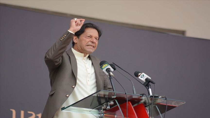 عمران خان يطالب بتسهيلات سداد الديون للبلدان النامية