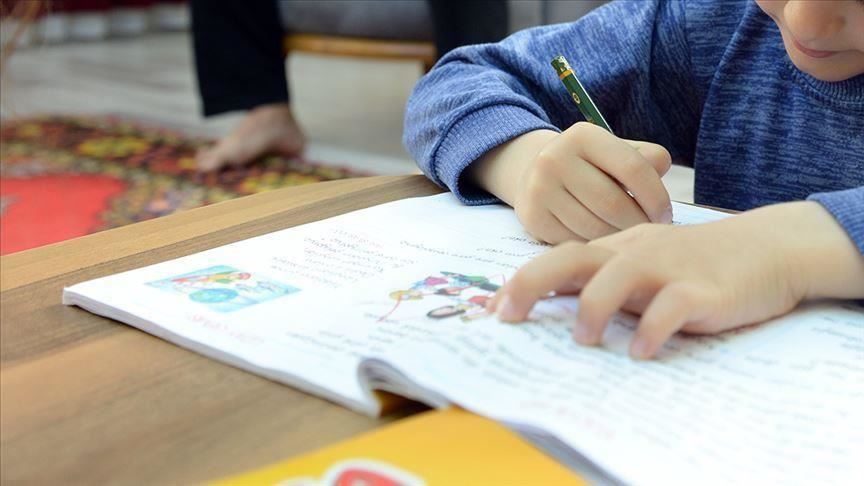 "يونيسيف": ملايين الأطفال مهددون من إنترنت "كورونا"