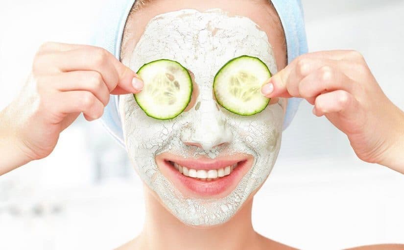 uhod-za-kozhey-litsa-posle-45-let-v-domashnih-usloviyah-10-825x510-2 ماسكات تفتيح