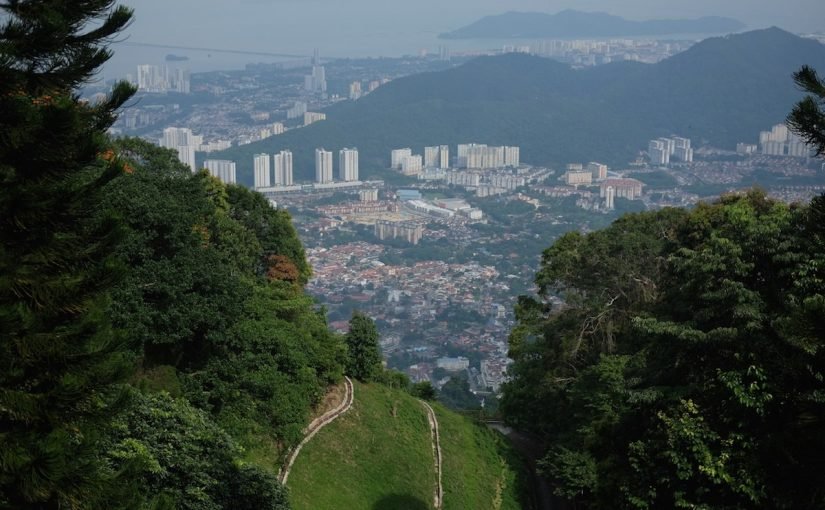 view-from-penang-hill-view-deck-825x510-2 السياحة في ماليزيا بينانج